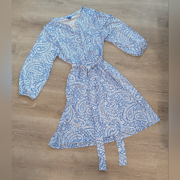 Paisley blue and white pattern dress - Picture 1 of 3